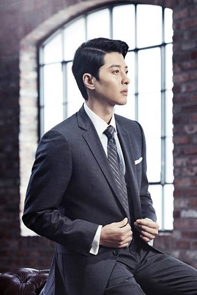 李东健（韩国男演员）