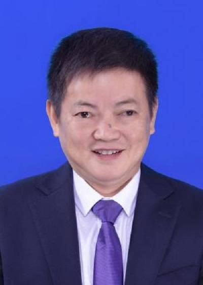 吴丁（景德镇学院原副校长）