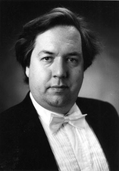 尼克·史密斯（教师、音乐总监、指挥）