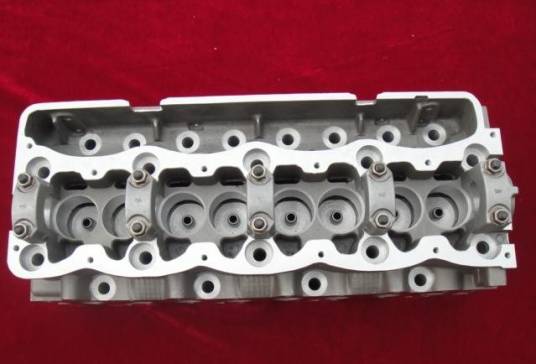 汽缸盖