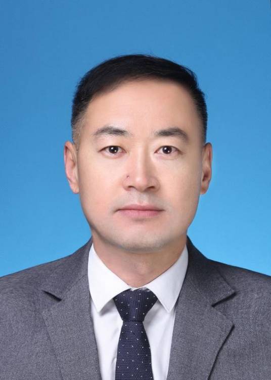 王永兵（西安浐灞生态区党工委委员、管委会副主任）