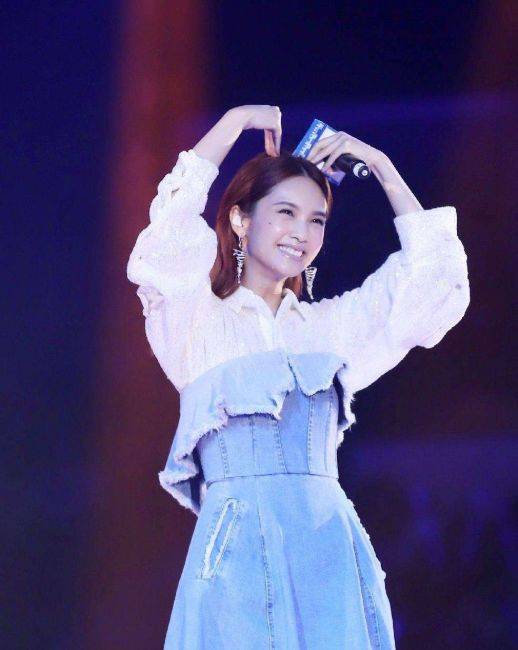 2014年邓紫棋深圳演唱会