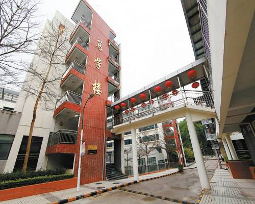 红岭中学跳楼事件