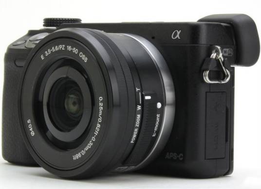 索尼 NEX-6套机（配18-200mm镜头）