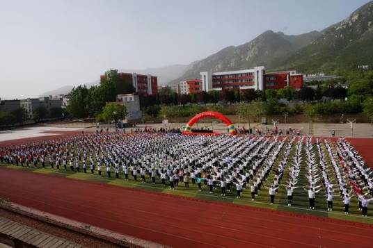 登封市直二初中