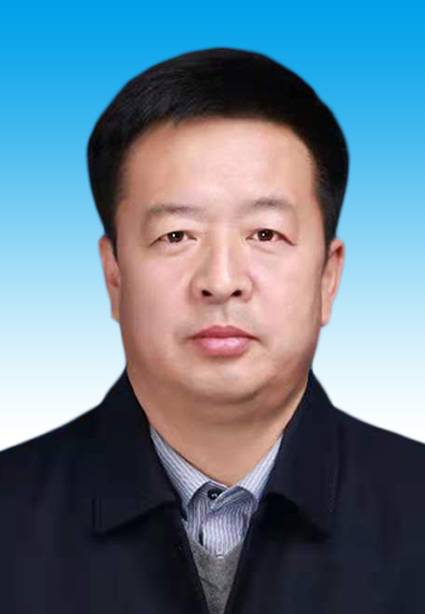 崔志国（内蒙古自治区察哈尔右翼前旗政府党组成员、副旗长）