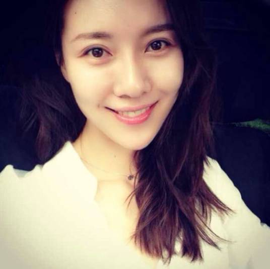 范霞（中国内地著名女模特、主持人、制片人）