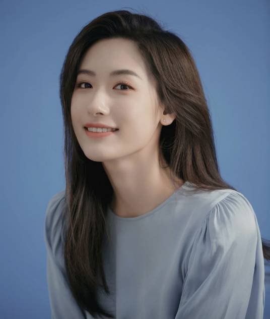 孙雨彤（央视女记者）