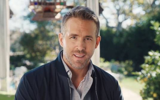 瑞安·雷诺兹（加拿大男演员）