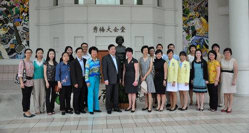 新加坡南洋女子中学