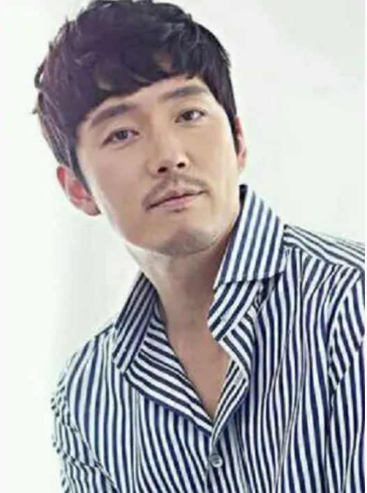 张赫（韩国男演员）