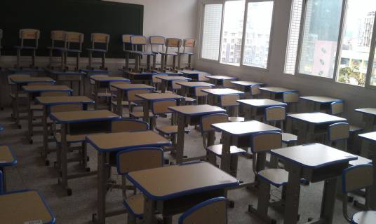 蓬安县实验中学