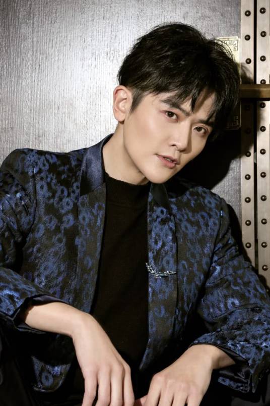 刘端端（中国内地影视男演员、歌手、音乐制作人）