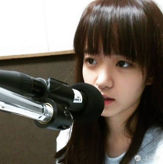 王绪绪（台大校花）