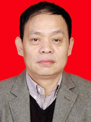 宋伯康（原上海新朋实业股份有限公司董事长、总经理兼党支部书记）