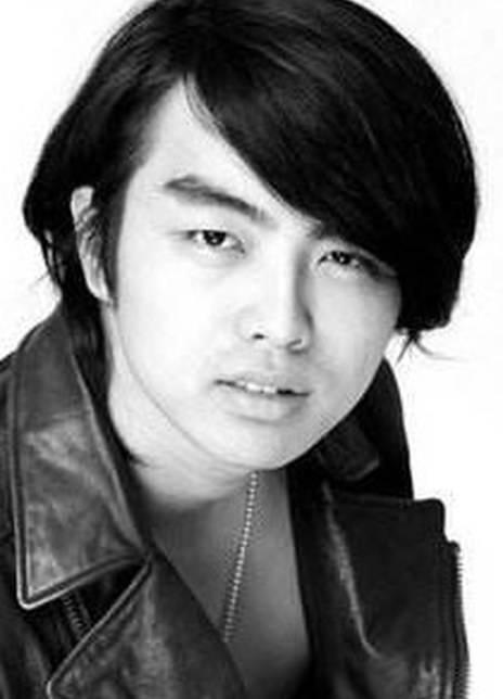 高岱（中国内地男演员，演员李琦儿子）