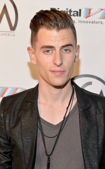 迈克·汤普金斯