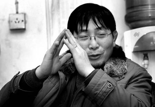 潘伟斌（安阳县安丰乡西高穴东汉大墓的考古队长）