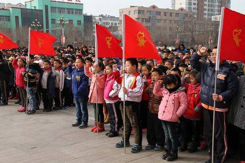 垦利县第一实验小学