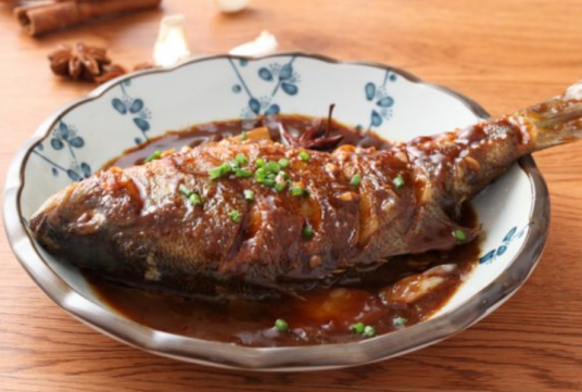 家常红烧鱼