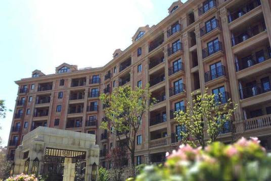 星叶羊山湖花园