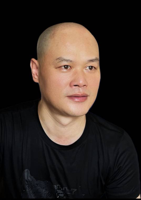 张明聪（光影艺术绘画师）