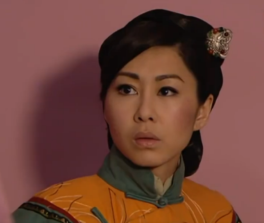 额尔德特·倩蓉