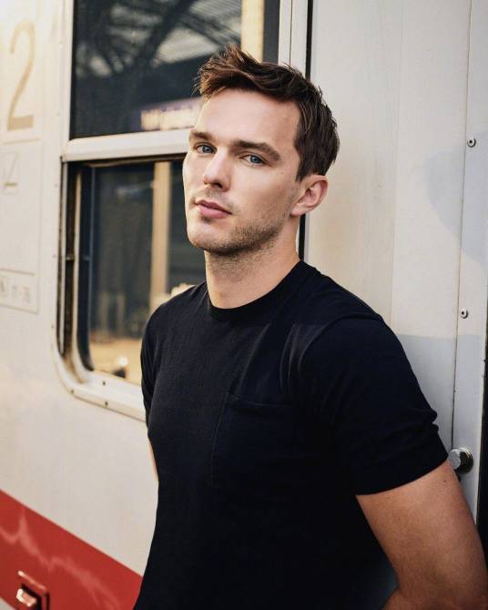 尼古拉斯·霍尔特