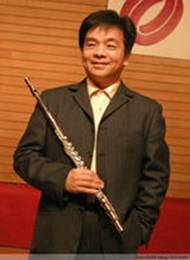 李学彬（长笛演奏家、哈尔滨师范大学音乐学院教授）