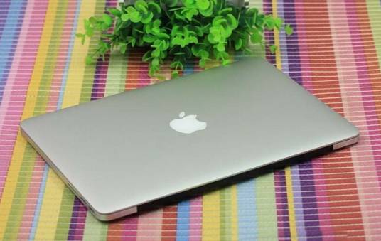 苹果MacBook Pro(i5 3210M/128GB)Retina屏