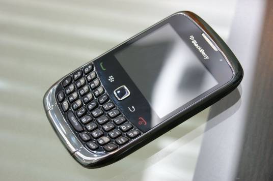 黑莓9300（联通版）