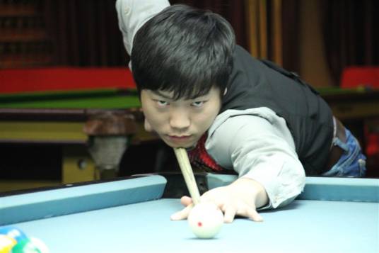 武佳（中国台球运动员）