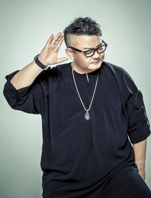 李晓杰（中国内地男歌手、京剧演员）