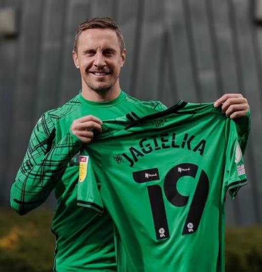 菲尔·雅盖乌卡