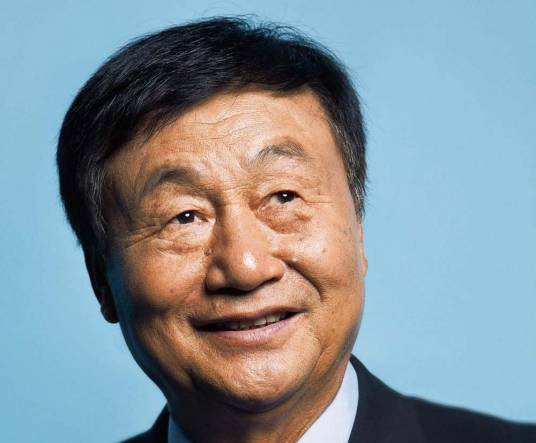 肖爱山（原湖北省体育局局长）