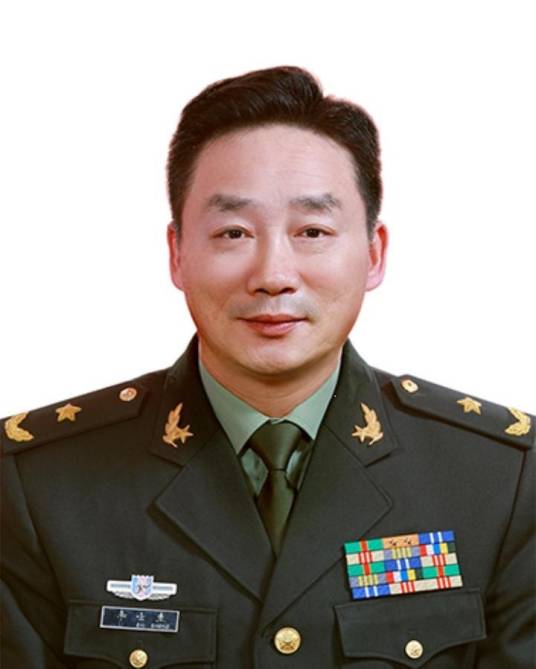 李士生（武汉联勤保障基地司令员）