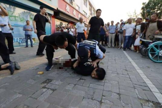 7·6淮安暴力袭警案件