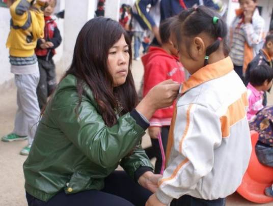 陈万霞（安徽省肥东阳光小学校长）