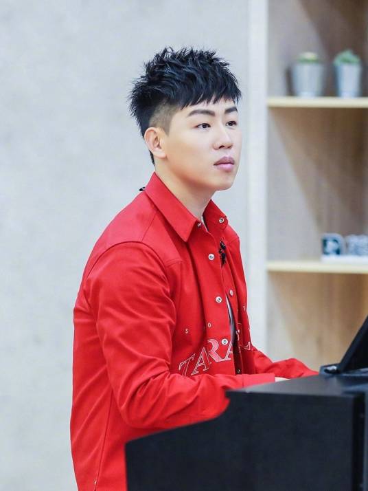 胡彦斌（华语流行乐男歌手、作曲人、音乐人、音乐教育者）