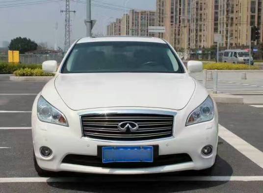 2012款英菲尼迪M35hL奢华版