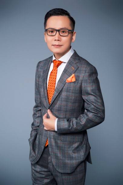 李晓东（中央电视台主持人）