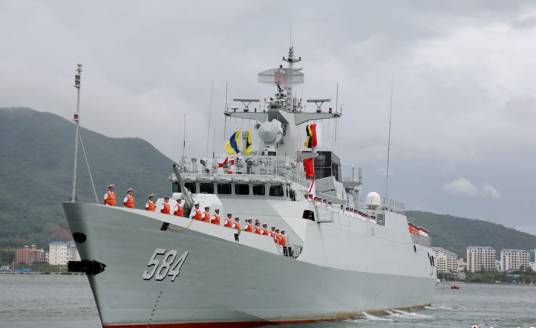 584梅州号导弹护卫舰