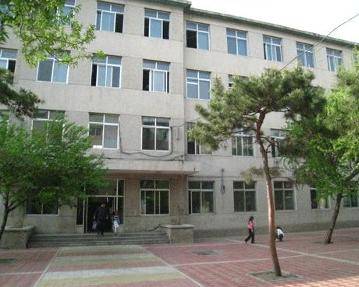 新民市实验小学