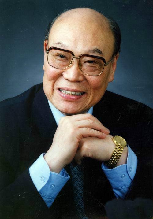 刘秉义（中国内地男中音歌唱家，国家一级演员）