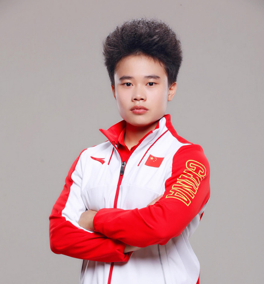 侯志慧（中国女子举重运动员、巴黎奥运会冠军）