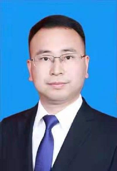 温青山（四川省巴中市平昌县人民政府党组成员、副县长）