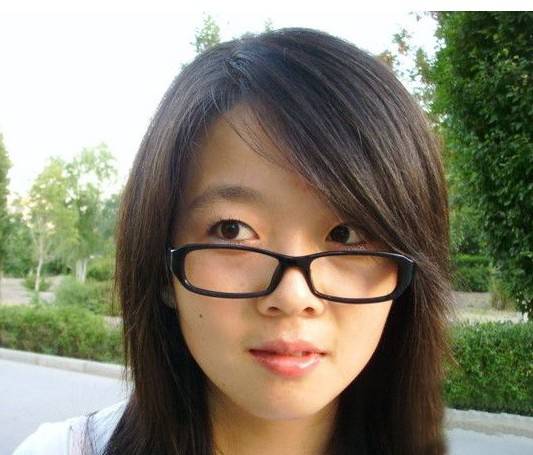 李颖（西安音乐学院学生）