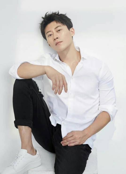 季东燃（中国内地男演员）