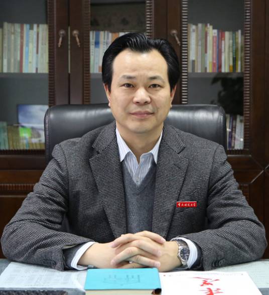 曾礼（重庆师范大学原党委书记）