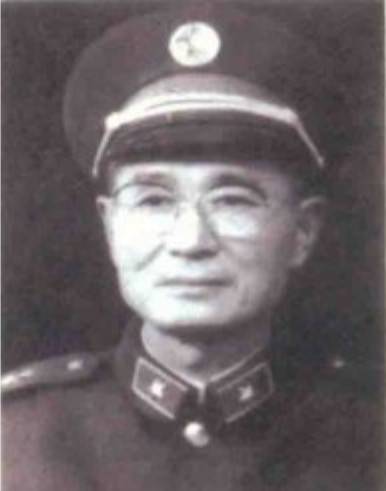 孙建文（原湖南省军区政治部主任）